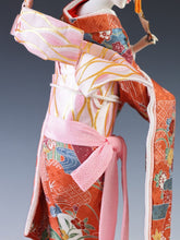 Beautiful Japanese Rare Heian Scroll Kimono GEISHA Doll -Traditional Kimono-