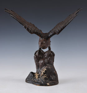 Japanese Old Vintage Bronze Small Hawk -Room Guardian Sculpture- Takaoka Product