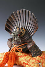 Massive Japanese Samurai Helmet -Itara shellfish- Super Rare Product