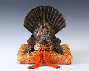 Massive Japanese Samurai Helmet -Itara shellfish- Super Rare Product