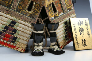 Japanese Beautiful Vintage Samurai Figure Doll -Kamakura Gold Leaf Using Style