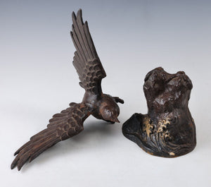 Japanese Old Vintage Bronze Small Hawk -Room Guardian Sculpture- Takaoka Product