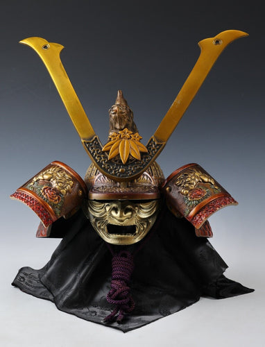 Beautiful Japanese Vintage Samurai Helmet -Yoshitsune Kabuto- High Grade Type