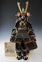 Japanese Beautiful Vintage Samurai Figure Doll -Kamakura Pure Bronze Using