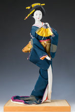 Japanese Beautiful Geisha Doll -Classic Fan Style- 扇 58cm