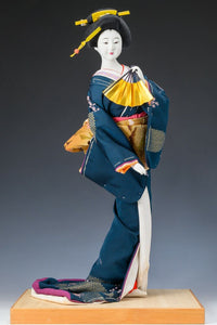 Japanese Beautiful Geisha Doll -Classic Fan Style- 扇 58cm