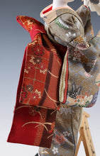 Beautiful Craft Maker Japanese Traditional Fan GEISHA Doll