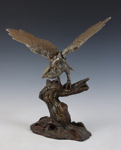 Japanese Old Vintage Bronze Hawk -Room Guardian Sculpture- Great Takaoka Product