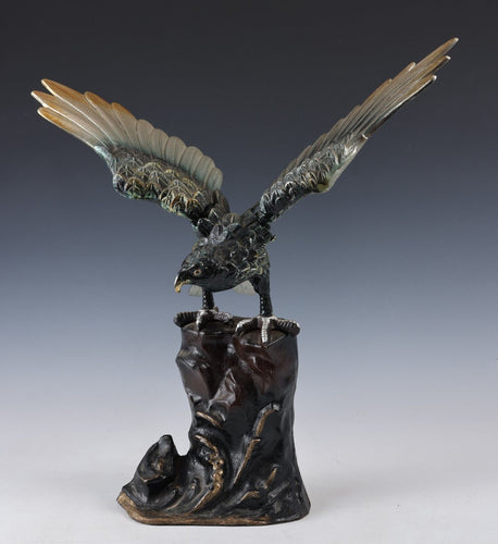 Japanese Vintage Bronze Hawk -Room Guardian Sculpture- Singed Takaoka Product