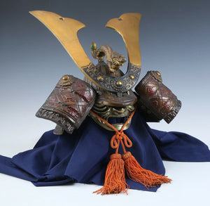 Samurai Helmet -Genji Tametomo Zuisho Kabuto with a Mask- Rare 為朝