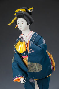 Japanese Beautiful Geisha Doll -Classic Fan Style- 扇 58cm