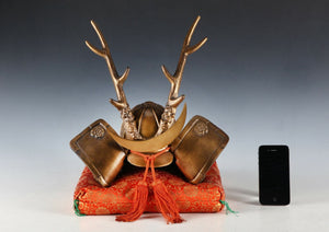 Japanese Samurai Helmet -Yamanaka Shikanosuke Kabuto- Golden Colored