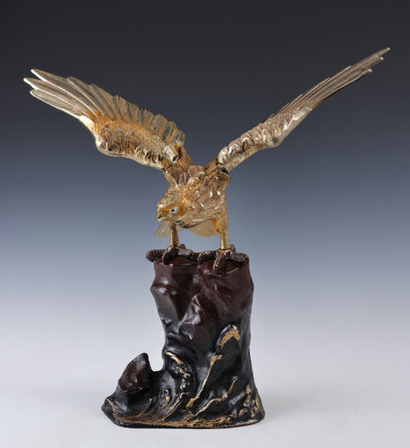 Japanese Vintage Bronze Hawk -Room Guardian Sculpture- Great Takaoka Product