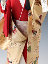 Beautiful Japanese Rare Heian Scroll Kimono GEISHA Doll -Traditional Kimono-