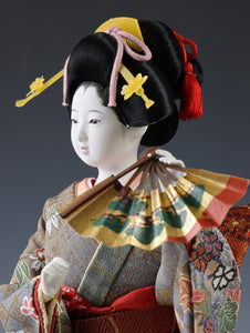 Beautiful Craft Maker Japanese Traditional Fan GEISHA Doll