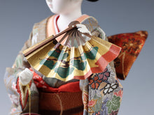 Beautiful Craft Maker Japanese Traditional Fan GEISHA Doll