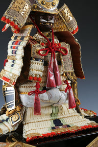 Japanese Beautiful Vintage Samurai Figure Doll -Kamakura Gold Leaf Using Style