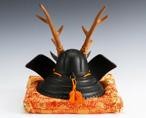 Japanese Samurai Bronze Helmet -Yamanaka Shikanosuke Kabuto- Nanbu Tekki Product