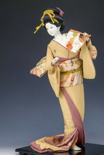 Beautiful Japanese Geisha Doll -Traditiaonl Fan- Sukiyo Doll Product 56cm Size