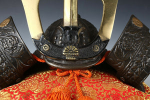 Great Beautiful Samurai Helmet -Rare Form Kusunoki Masashige Helmet- Middle Size