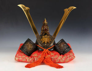 Japanese Vintage Helmet Samurai Kabuto -Yoshitsune's helmet-